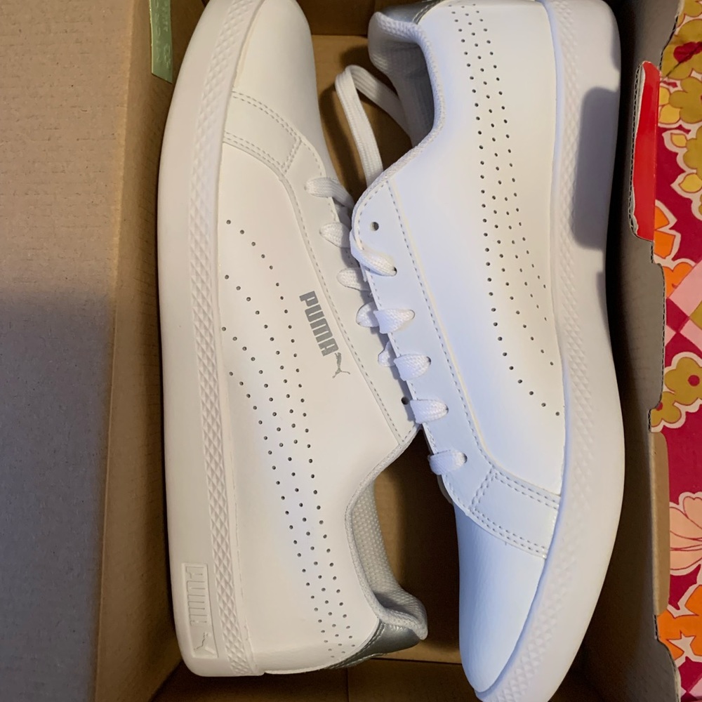 Women’s Puma Sneakers